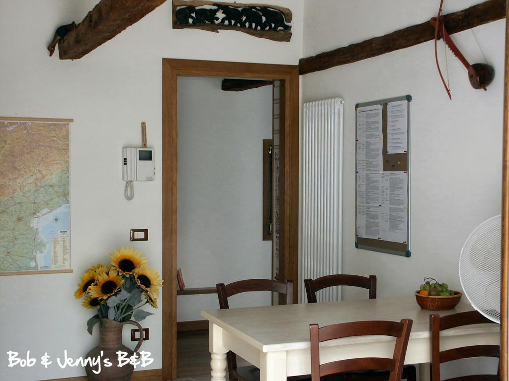 ויצ'נצה Bob And Jenny'S B&B מראה חיצוני תמונה