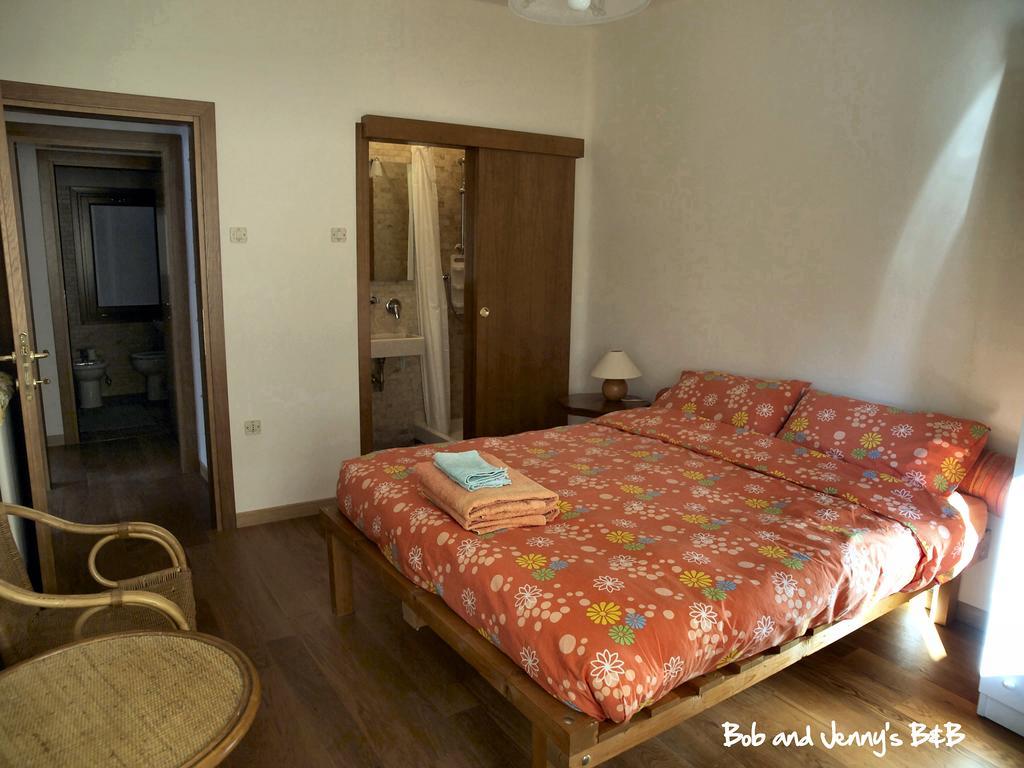 ויצ'נצה Bob And Jenny'S B&B חדר תמונה
